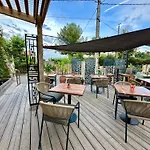 Le Clos Du Dramont Hotel