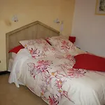 ホテル Le Clos Du Dramont 2*