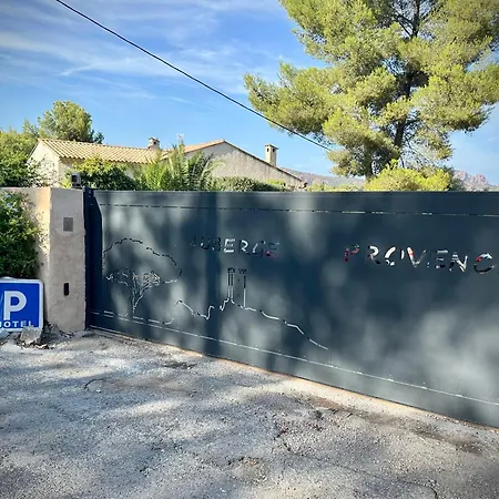 Provencale فندق 2*