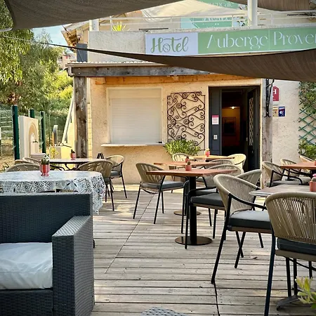 Le Clos Du Dramont 2*