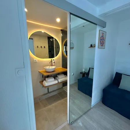 Le Clos Du Dramont Hotel