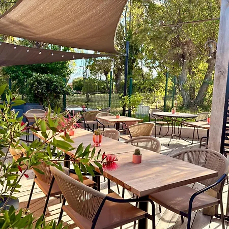 Le Clos Du Dramont Otel 2*