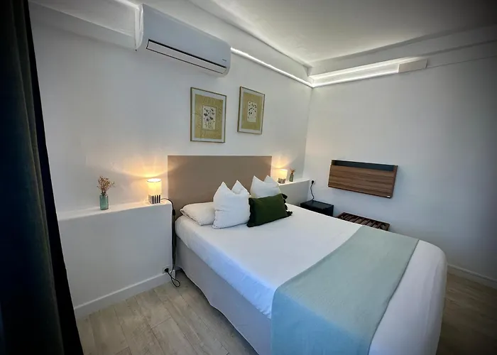 Le Clos Du Dramont Ξενοδοχείο 2*