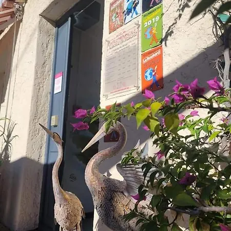 Ξενοδοχείο Provencale 2*