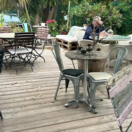 Provencale Hotel 2*