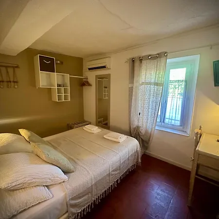 Le Clos Du Dramont 2*