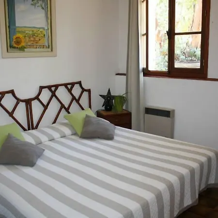 Le Clos Du Dramont 2* Saint-Raphael (Var)