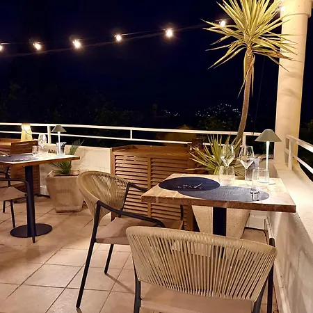Le Clos Du Dramont فندق 2*