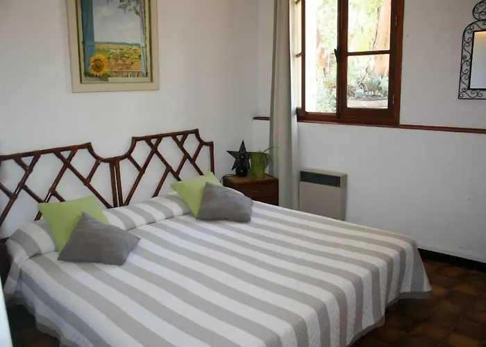 Le Clos Du Dramont 2* Saint-Raphael (Var)