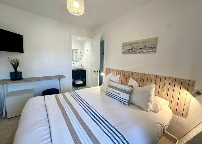 فندق Le Clos Du Dramont